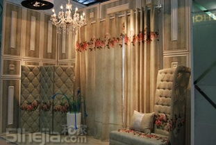 櫥窗里的窗飾界：探索家居時(shí)尚的新視界